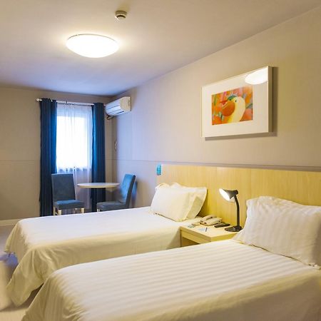 Jinjiang Inn Hangzhou Xiasha Univeristy City Exterior photo